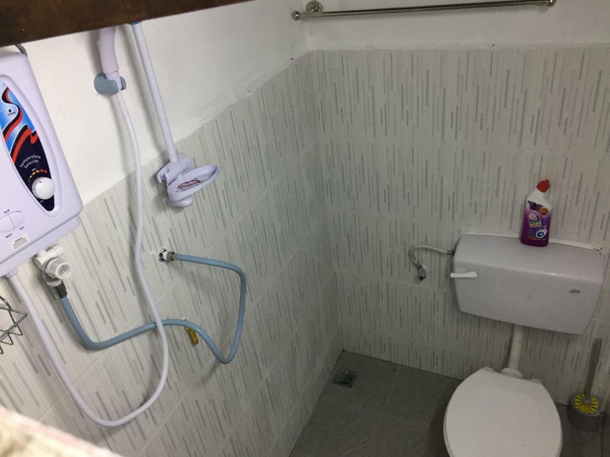Rumah Kurnia Kangar Ngoại thất bức ảnh